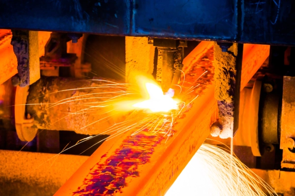 Distributeur capteur laser pour la fonderie